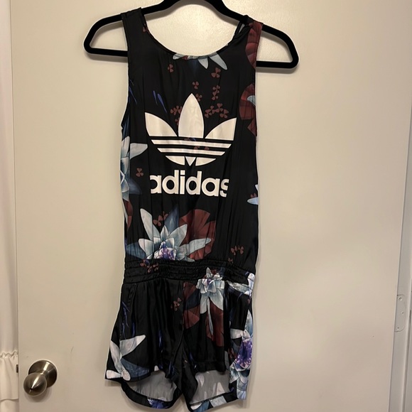 Rare Adidas romper - Picture 1 of 9